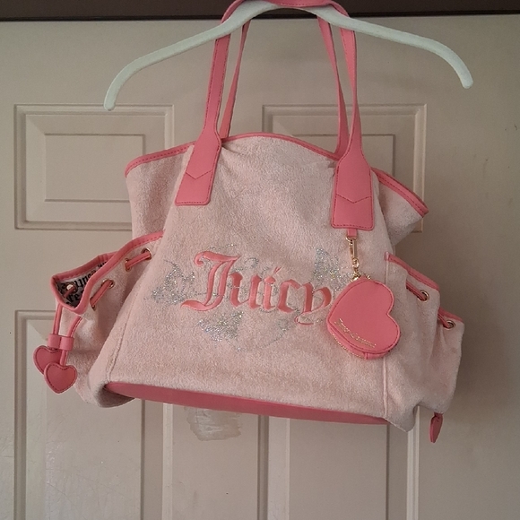 Juicy Couture Pink and Cream Tote with Heart Charm - Picture 1 of 6